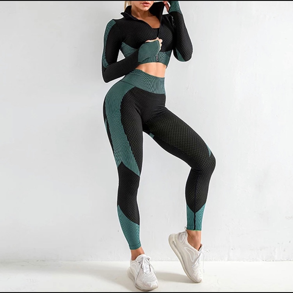 Two piece yoga set